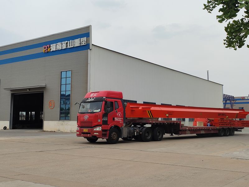 電動葫蘆門式起重機(jī) MHxh10t—20m 制作完成，發(fā)往新疆交付客戶使用。
